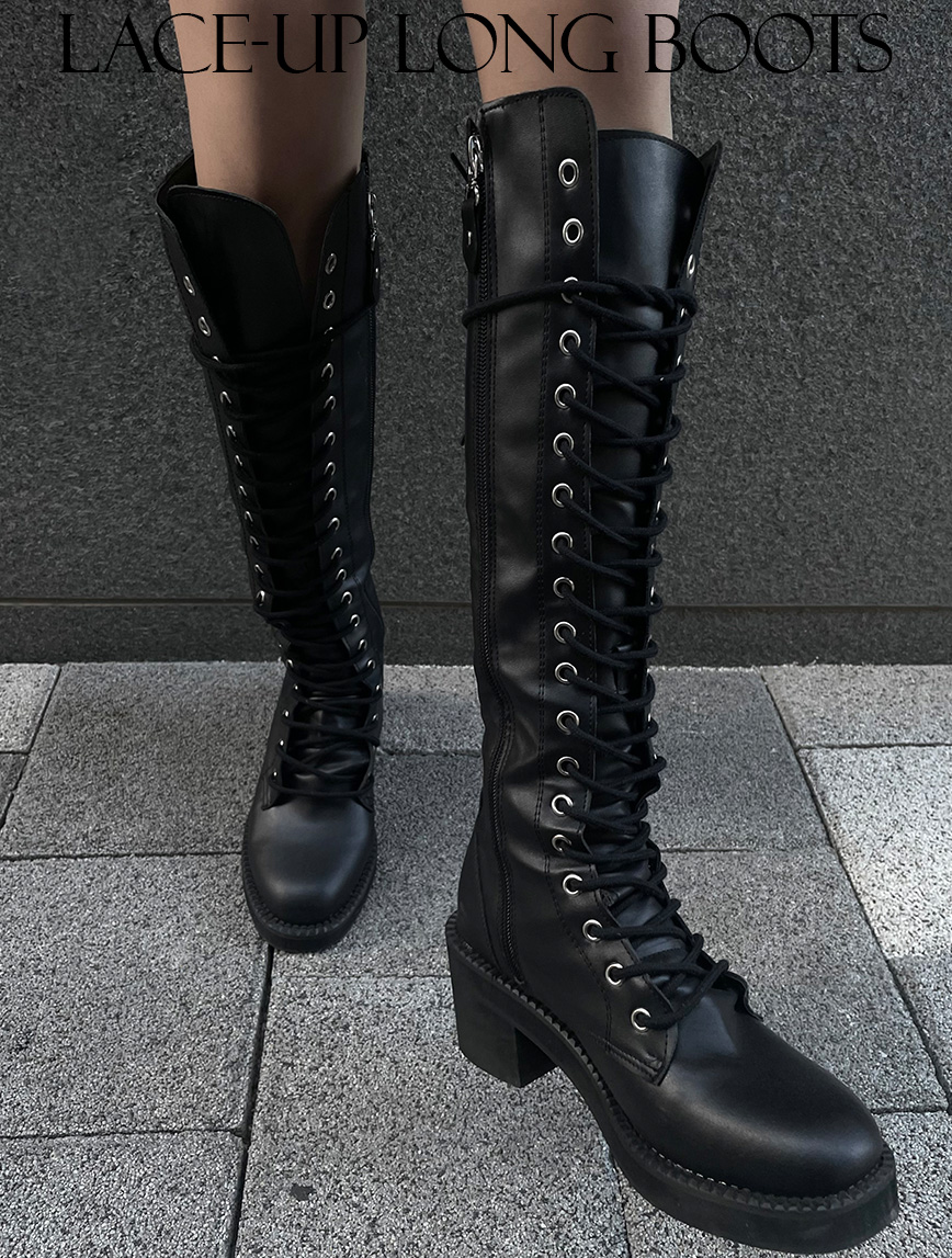 Lace-up long boots
